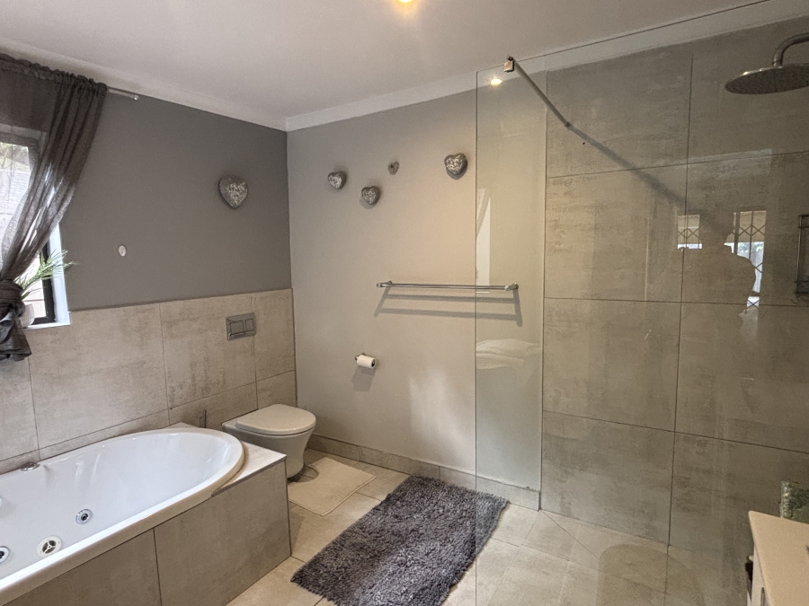 4 Bedroom Property for Sale in West Beach Western Cape